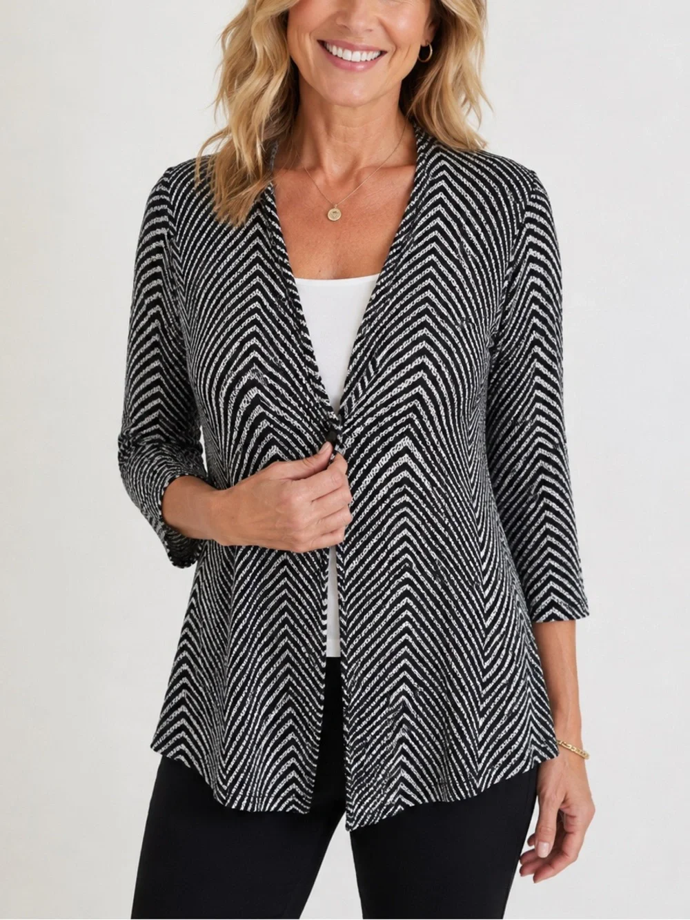 Chico's Cardigan Women Size 3 Black White Chevron Stripe Knit Top Office Chic XL